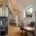 Prázdninový dům Kugelhaus Phoebe Charmantes Kugelhaus Aus Holz Am Waldrand Des Tollensesees *