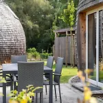 Kugelhaus Phoebe Charmantes Kugelhaus Aus Holz Am Waldrand Des Tollensesees Prázdninový dům