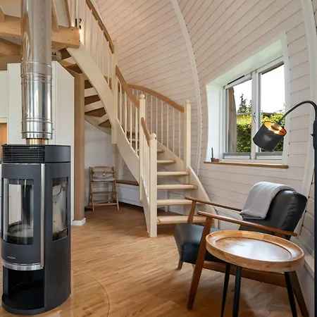 Prázdninový dům Kugelhaus Phoebe Charmantes Kugelhaus Aus Holz Am Waldrand Des Tollensesees *