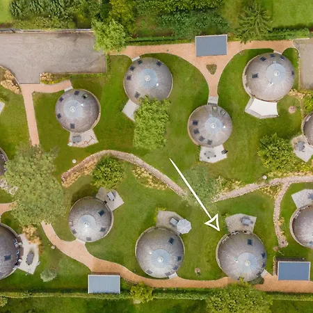 Feriehus Kugelhaus Phoebe Charmantes Kugelhaus Aus Holz Am Waldrand Des Tollensesees Wustrow (Penzlin)